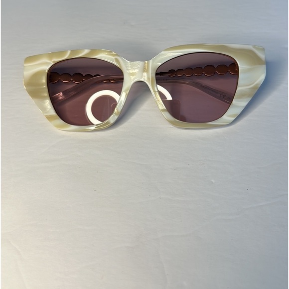 New  - Gucci Silver 0641 Crystal Cat Eye Runway Gg0641… main image 12